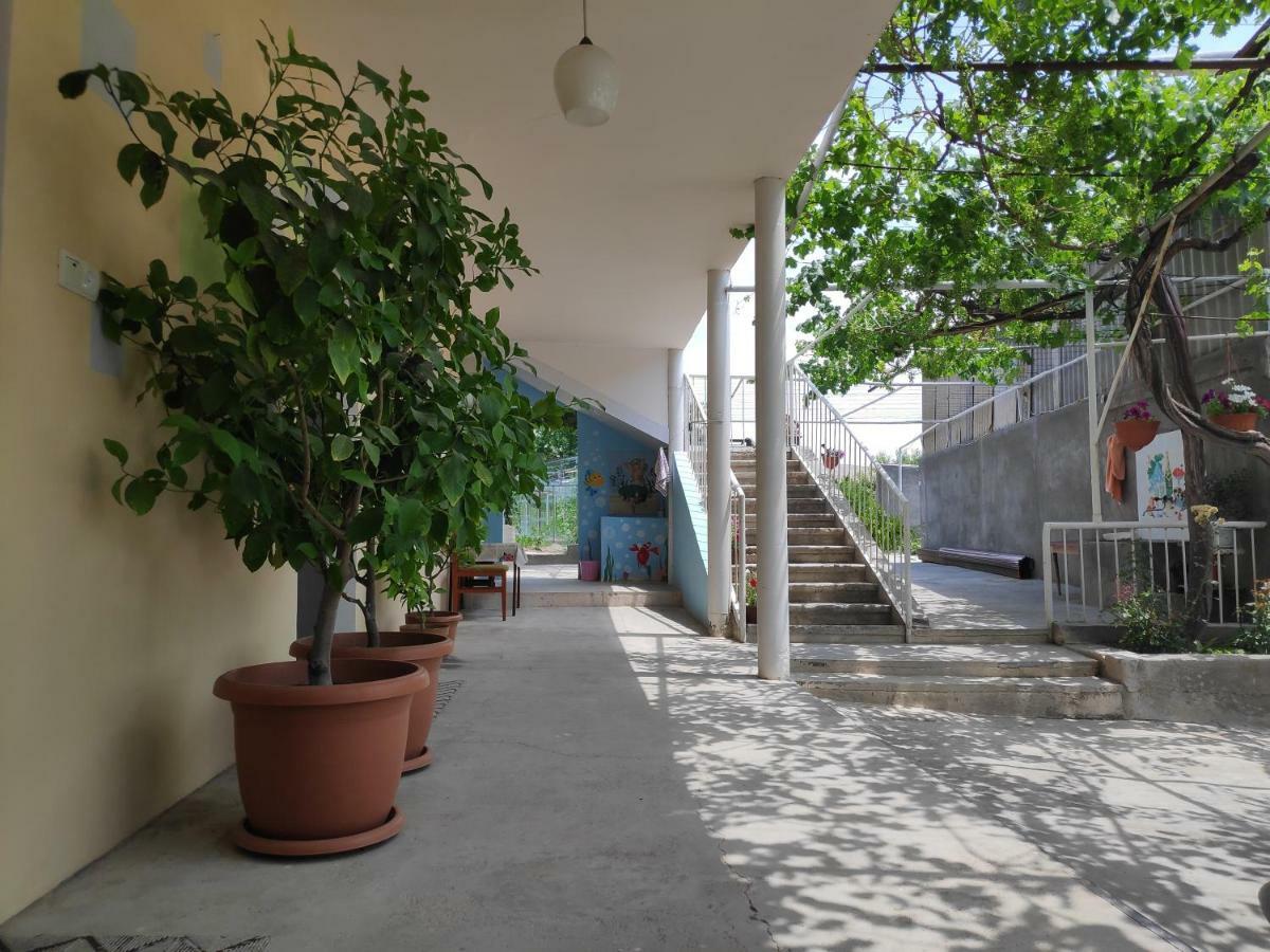 Happy House Hotel Ch'iva Exterior photo